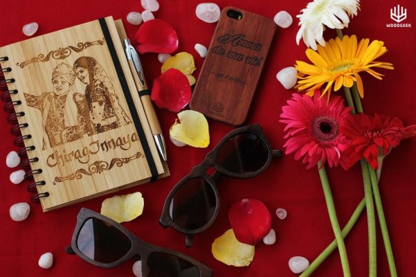  Personalized Wooden Gifts as Best Online Gifts for wife